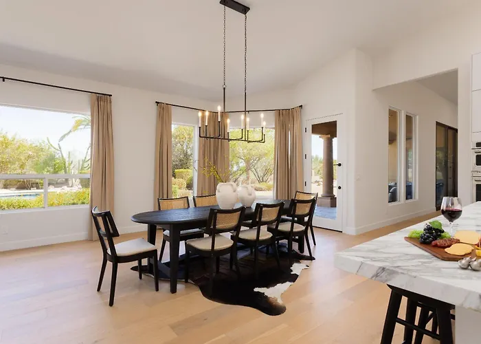 Twin Palms - Private Pool - Walk To Ancala Golf Holiday home *